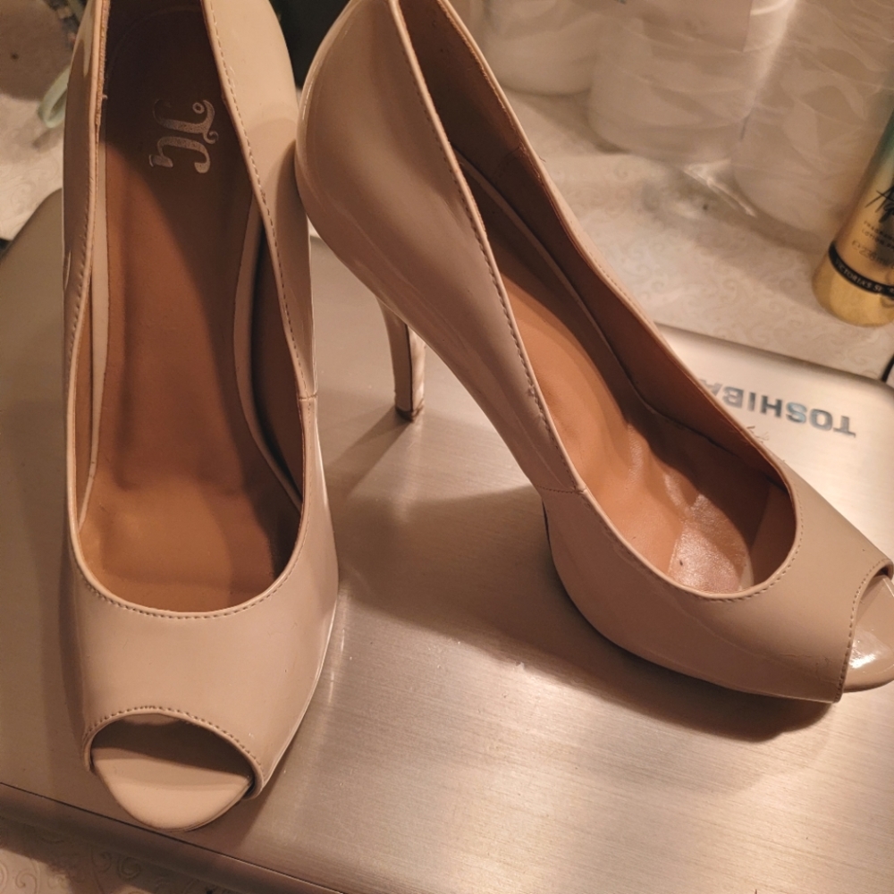 JG high heels - Picture 1 of 4